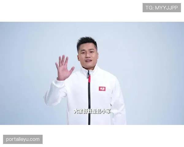 吕小军家的蛋白粉堆得比衣柜还满
